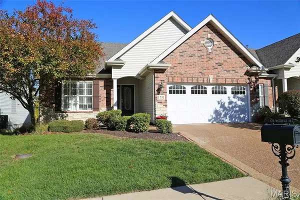 1751 Waterfall Drive, St Charles, MO 63303