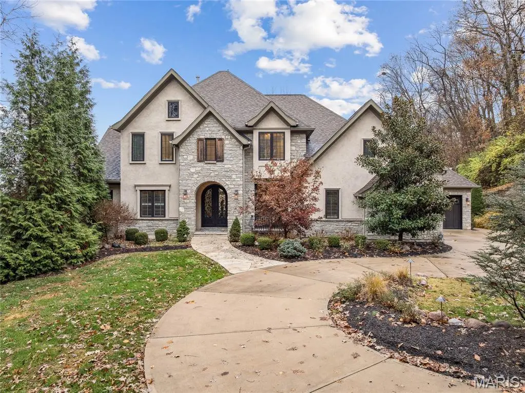 809 Tara Estates Court, Chesterfield, MO 63005 - Image #1