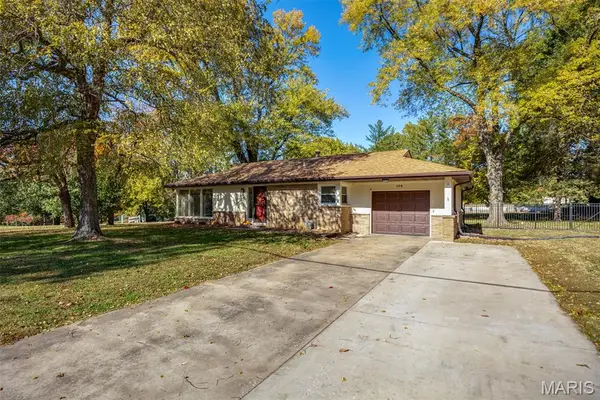 103 Thomas Terrace, Edwardsville, IL 62025