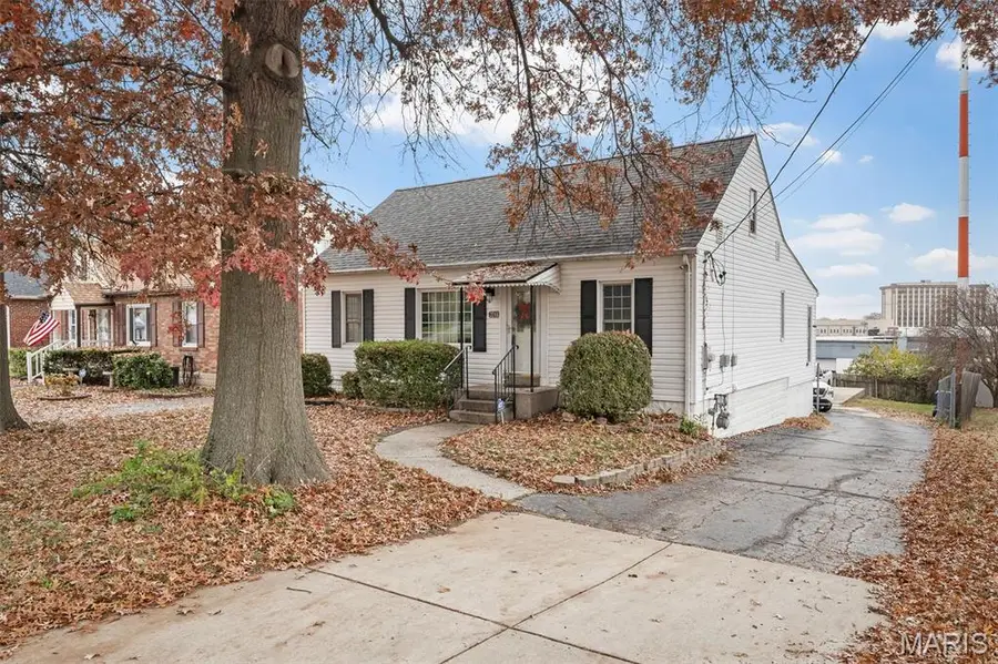 3746 Fee Fee Road, Bridgeton, MO 63044 - Image #3