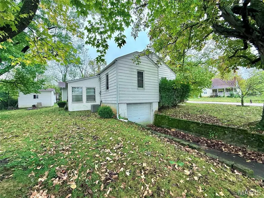 107 N Springfield Street, Cuba, MO 65453 - Image #3