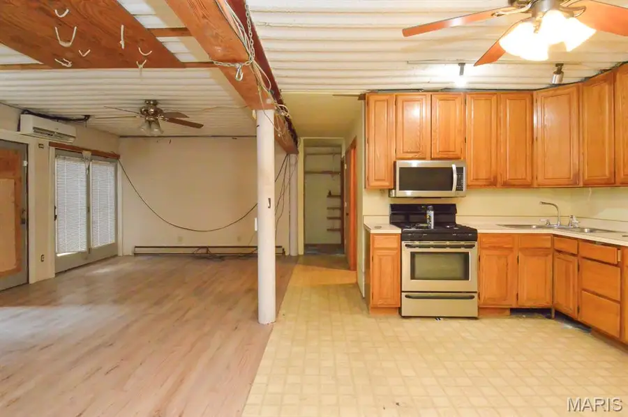 6375 Old Carpenter Road, Edwardsville, IL 62025 - Image #3