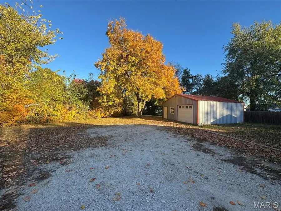 905 S Spring Street, Palmyra, MO 63461 - Image #3