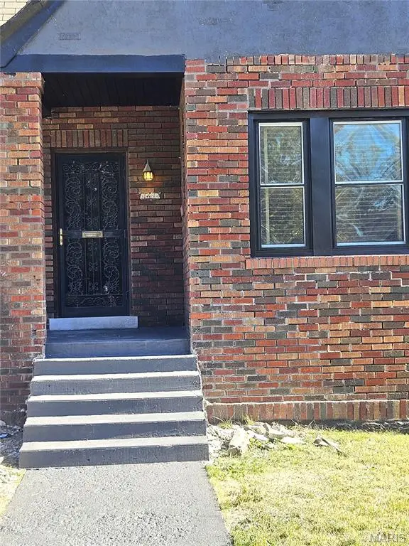 8578 Drury Lane, Saint Louis, MO 63147 - Image #3