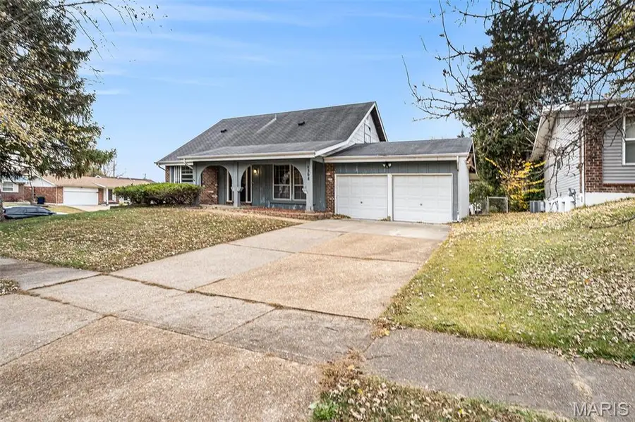 4398 Varano Drive, Florissant, MO 63033 - Image #2