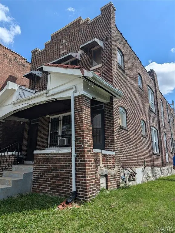 3068 Marcus Avenue, Saint Louis, MO 63115 - Image #2