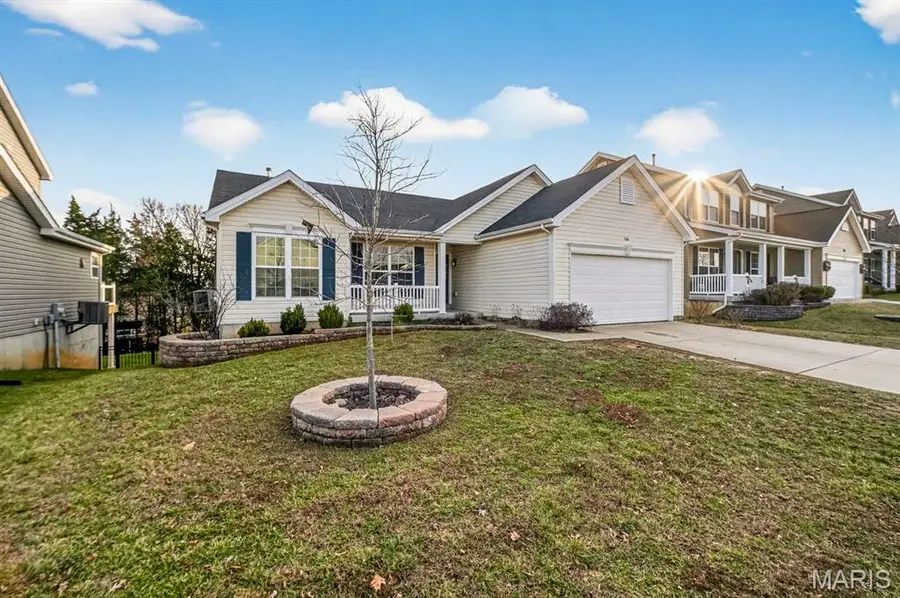 506 Horseshoe Bend Drive, Wentzville, MO 63385 - Image #2