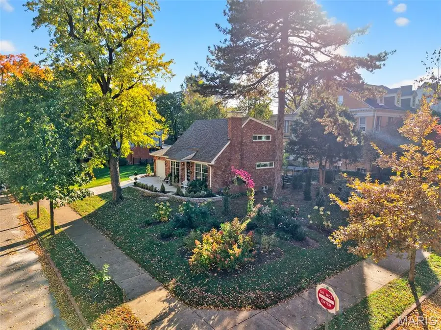 2964 Milton Boulevard, Saint Louis, MO 63104 - Image #3