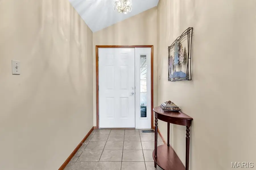 17824 Valley View Lane, Wildwood, MO 63038 - Image #2