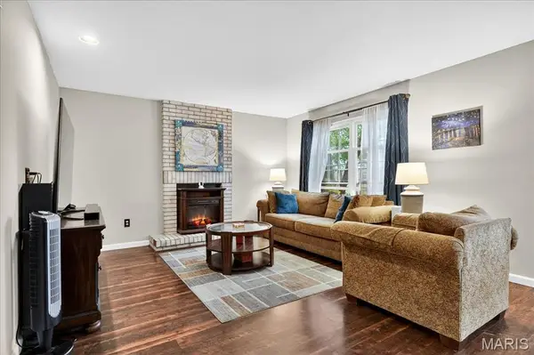 189 Harvest Moon Court #B, St Charles, MO 63304