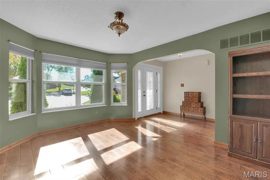 440 Willow View Lane, Saint Peters, MO 63376 - Image #3