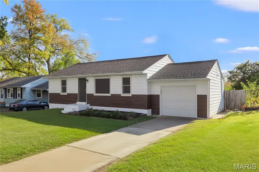 10506 Kamping Lane, Saint Louis, MO 63123 - Image #1