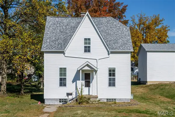 511 12th Street, Highland, IL 62249