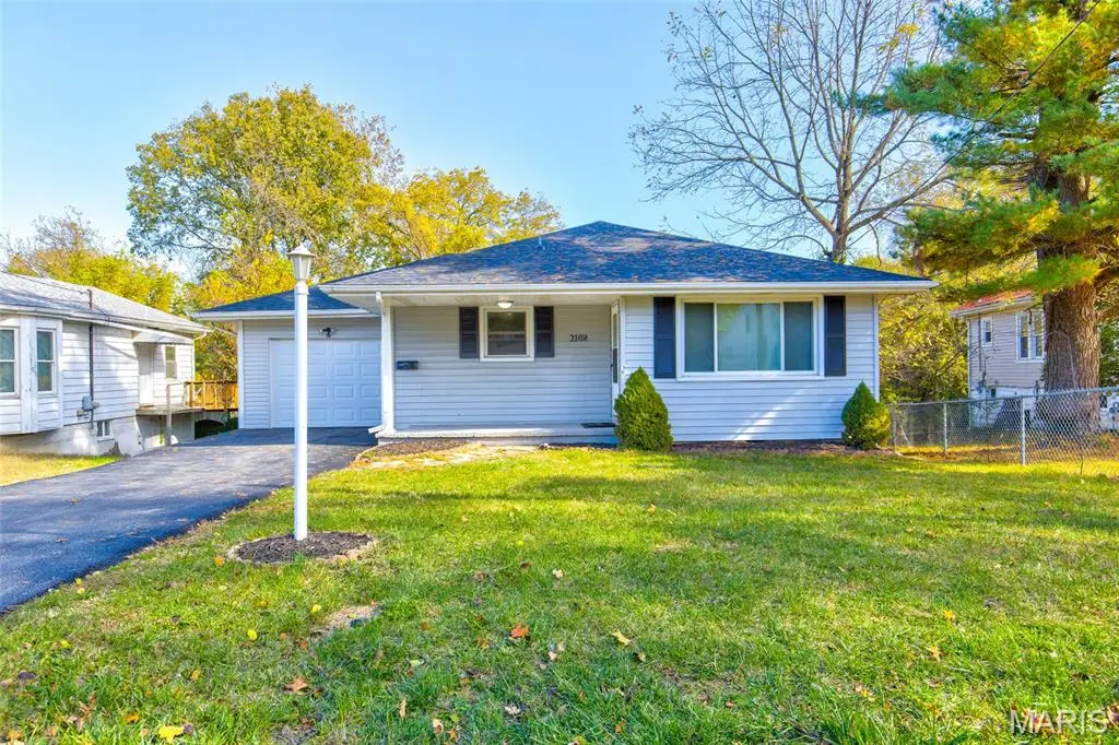 2108 Holland Street, Alton, IL 62002 - Image #1