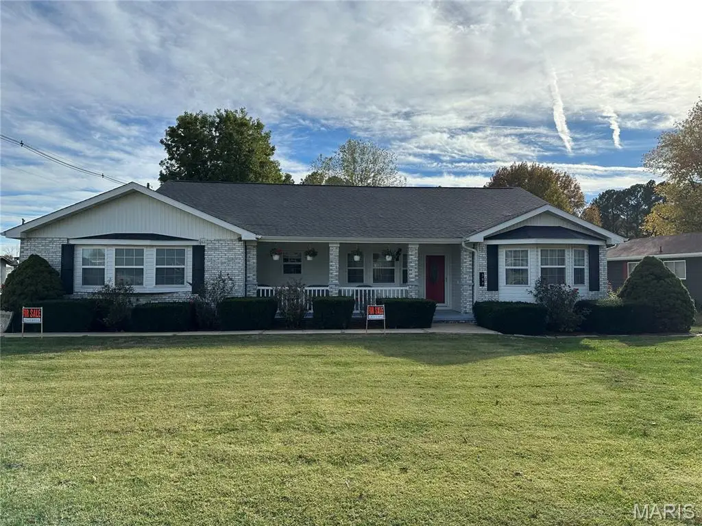 304 Crestview Drive, Steeleville, IL 62288 - Image #1