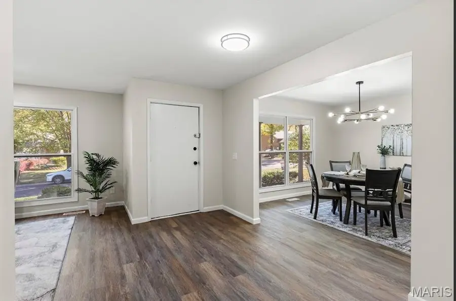 6480 Hadden Bay Dr, Florissant, MO 63033 - Image #3