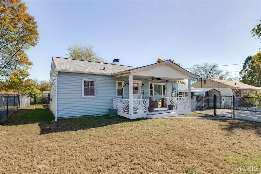 233 Longfellow Avenue, Alton, IL 62002 - Image #3