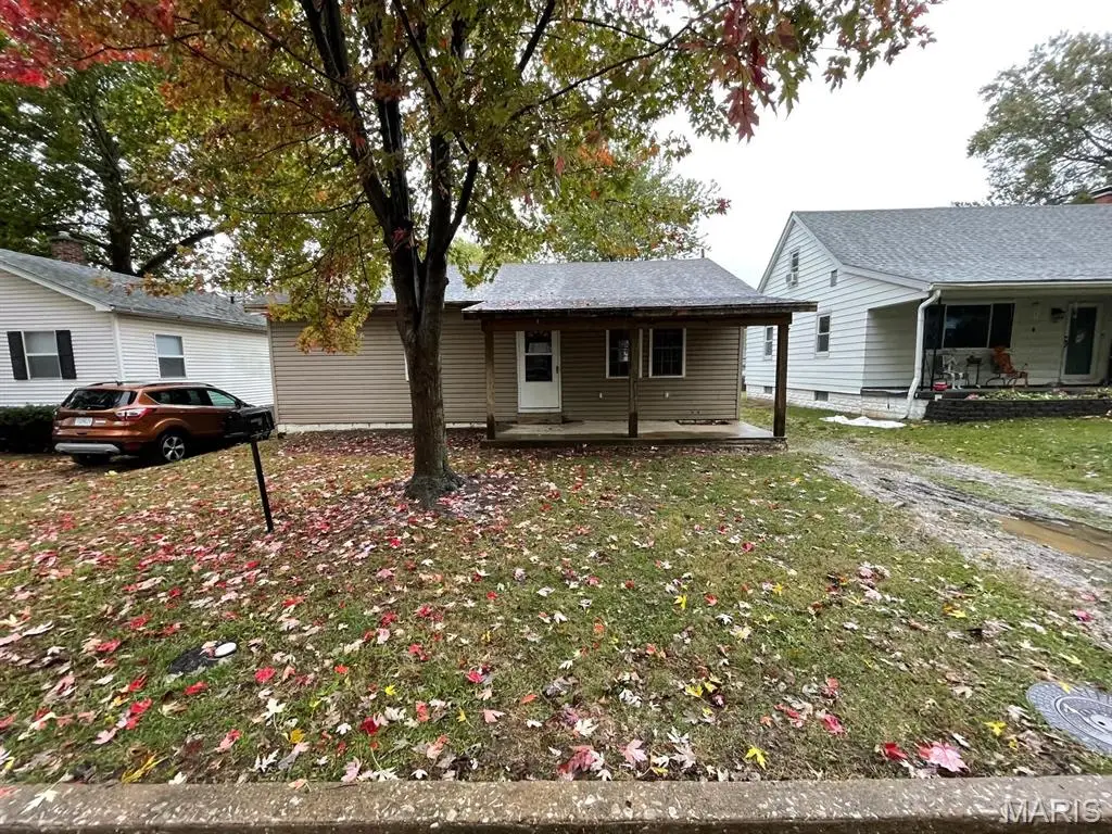709 Logan, Belleville, IL 62220 - Image #1