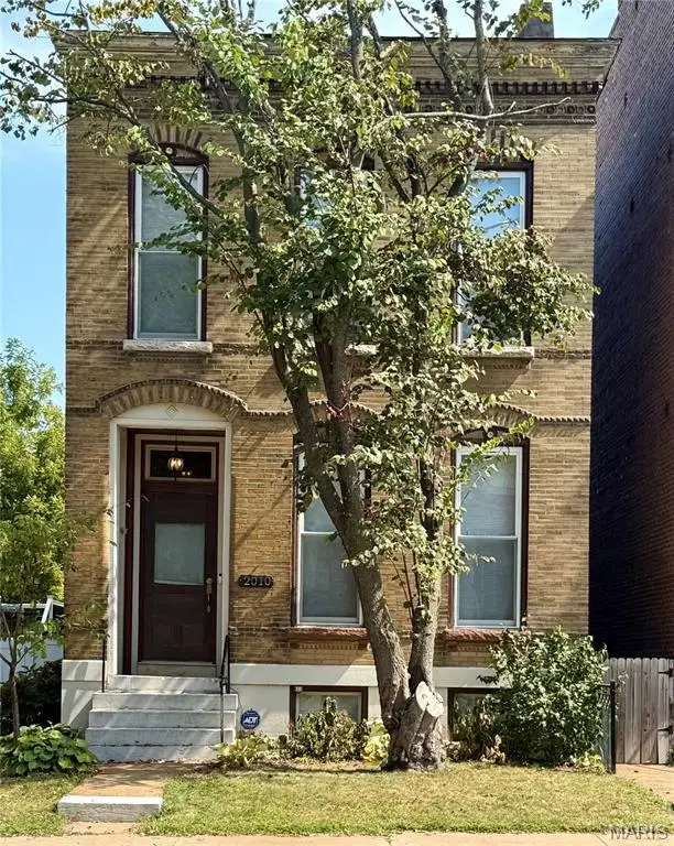 2010 Oregon Avenue, Saint Louis, MO 63104 - Image #1