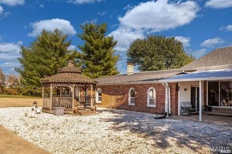 6694 Shamrock Road, Tamaroa, IL 62888 - Image #2