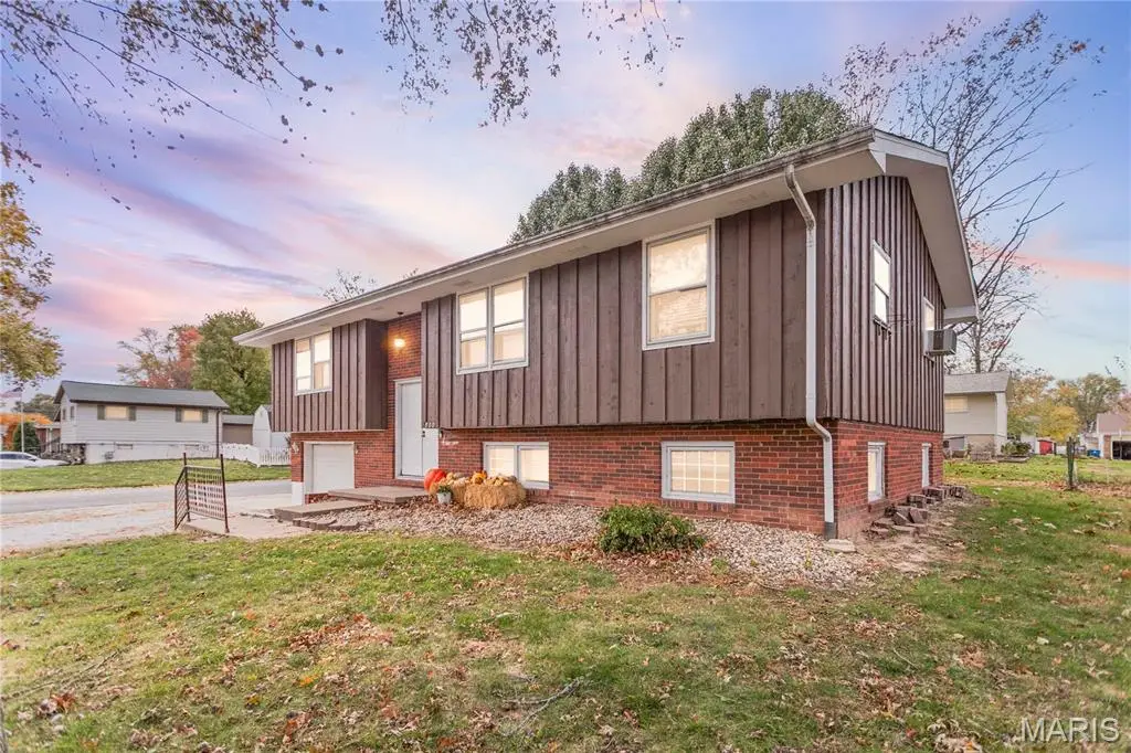 444 Wyoming Street, Bethalto, IL 62010 - Image #1