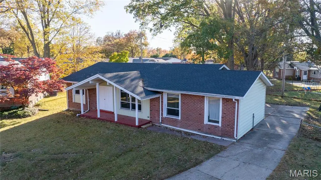 7 Darwin Court, Florissant, MO 63033 - Image #1