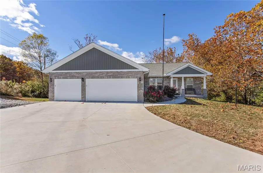 25714 Walnut Creek Drive, Dow, IL 62022 - Image #2