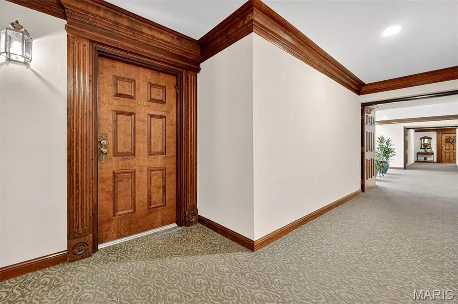 14308 Conway Meadows Court #301, Chesterfield, MO 63017 - Image #3