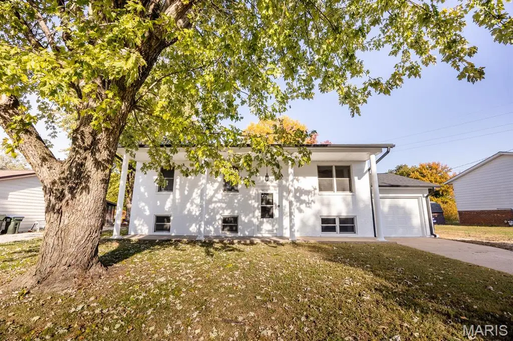 658 Marian Drive, Dupo, IL 62239 - Image #1