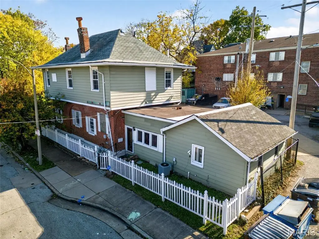 3446 Henrietta Street, Saint Louis, MO 63104 - Image #1