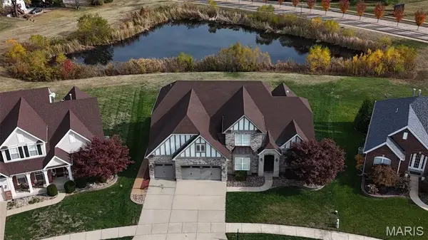 24 Towerbridge Place, St Charles, MO 63303