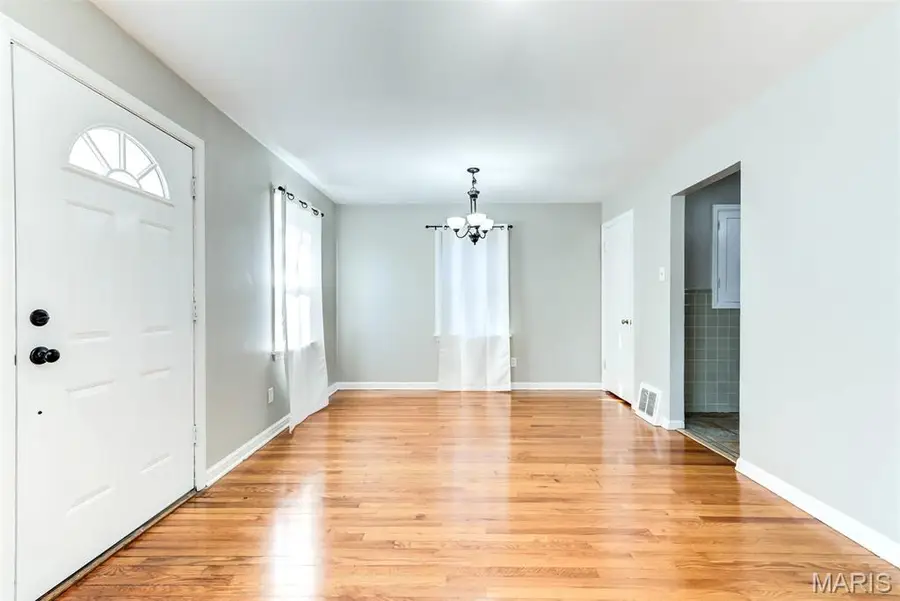 9123 Harold Drive, Saint Louis, MO 63134 - Image #3