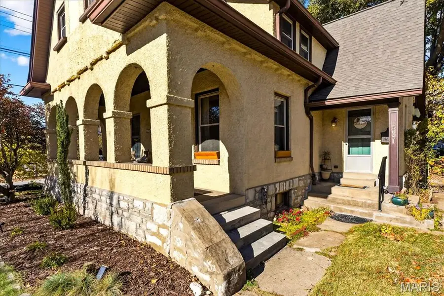 5091 Milentz Avenue, Saint Louis, MO 63109 - Image #2