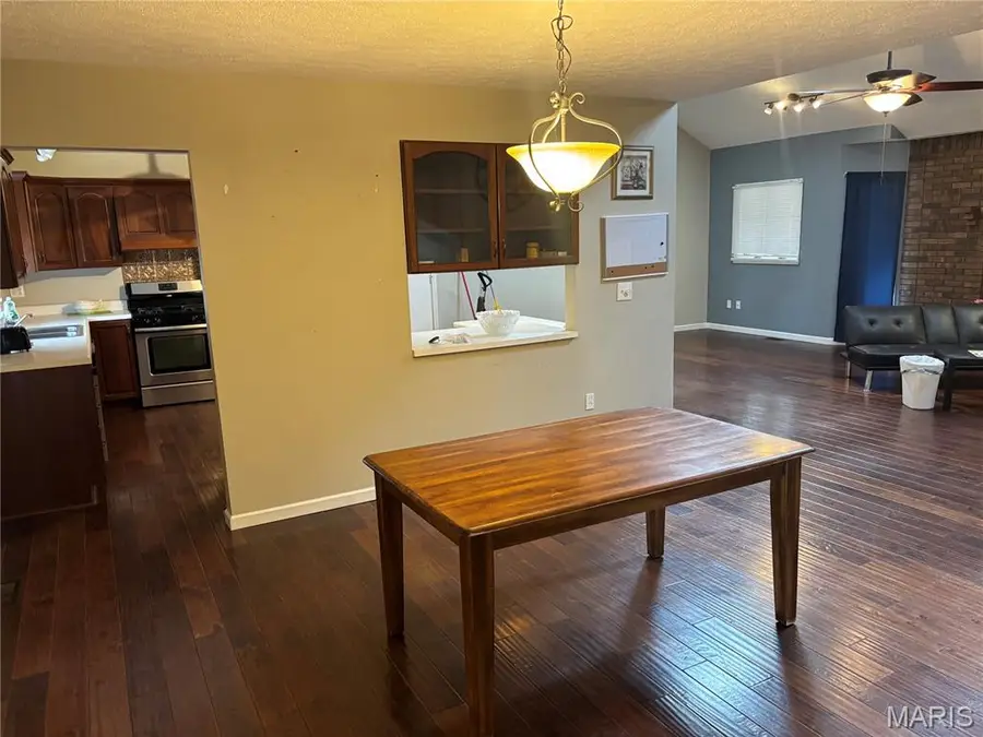 1251 Sunset Drive, Breese, IL 62230 - Image #3