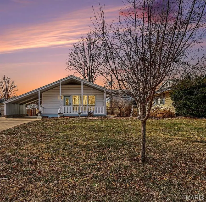 1323 Samoa Drive, Saint Louis, MO 63126 - Image #1