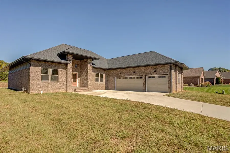 8629 Savoy Lane, Ofallon Township, IL 62269 - Image #3