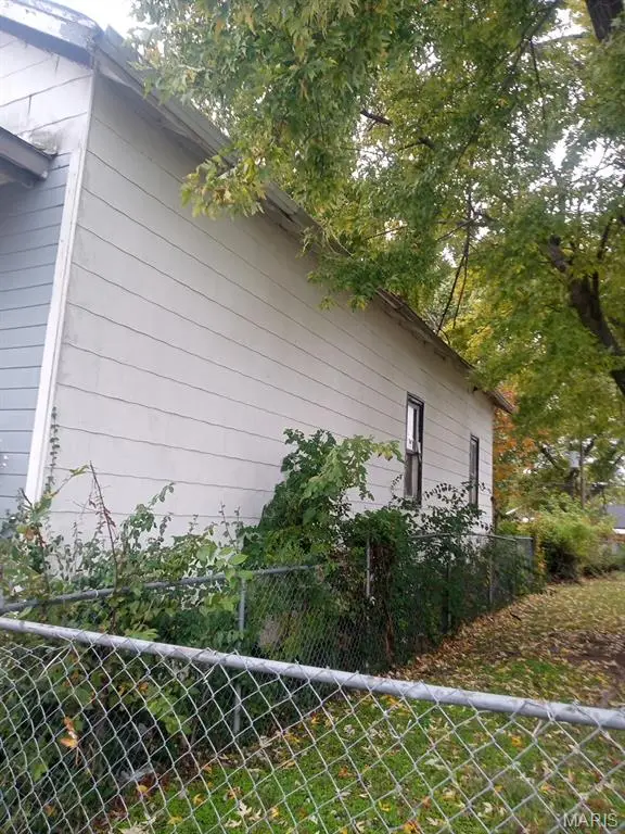 5950 Sherry Avenue, Saint Louis, MO 63136 - Image #3