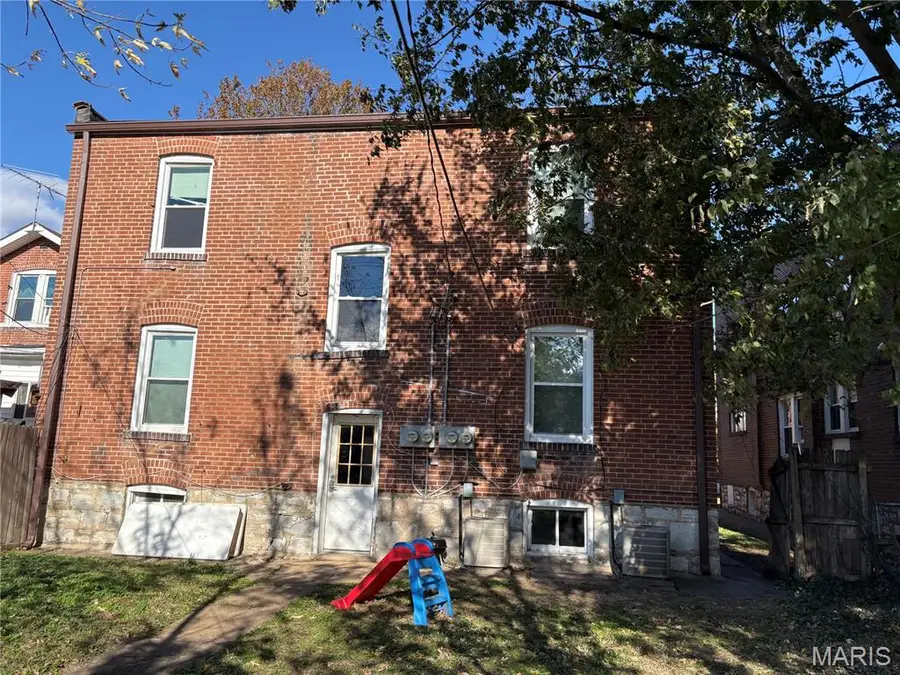 5236 Loughborough Avenue, Saint Louis, MO 63109 - Image #2