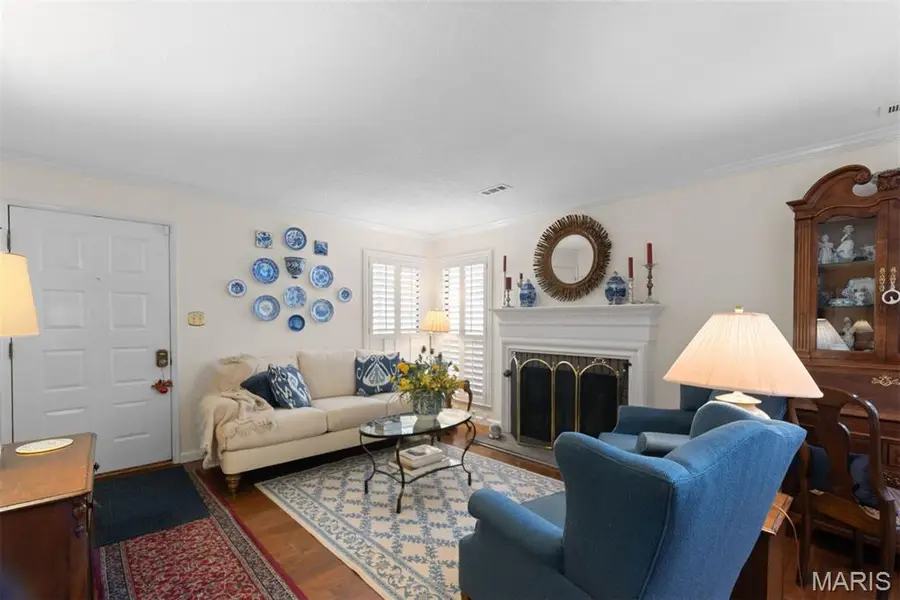 1940 Meadowtree Lane #2, Kirkwood, MO 63122 - Image #3