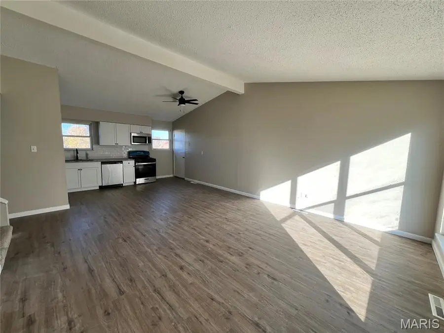 12 Trinity Lane, Florissant, MO 63031 - #3