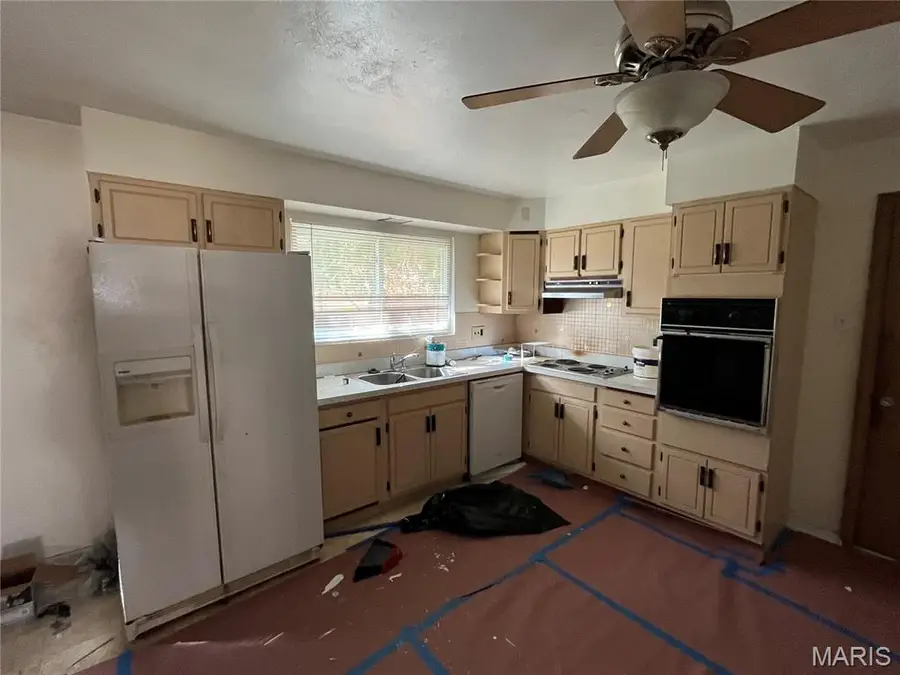 10133 Maraldo Place, Saint Louis, MO 63137 - Image #2