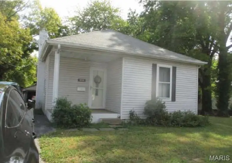 9846 Lilac Drive, Saint Louis, MO 63137 - Image #1