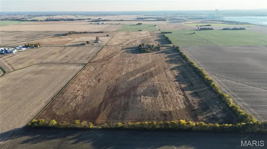 000 Risdon School Road, Lenzburg Township, IL 62264 - Image #2