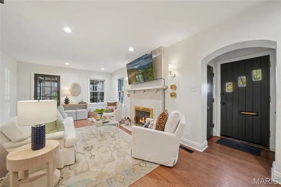 514 Angenette Avenue, Kirkwood, MO 63122 - Image #3