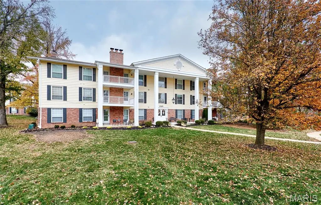 1525 Hampton Hall Drive #5, Chesterfield, MO 63017 - Image #1