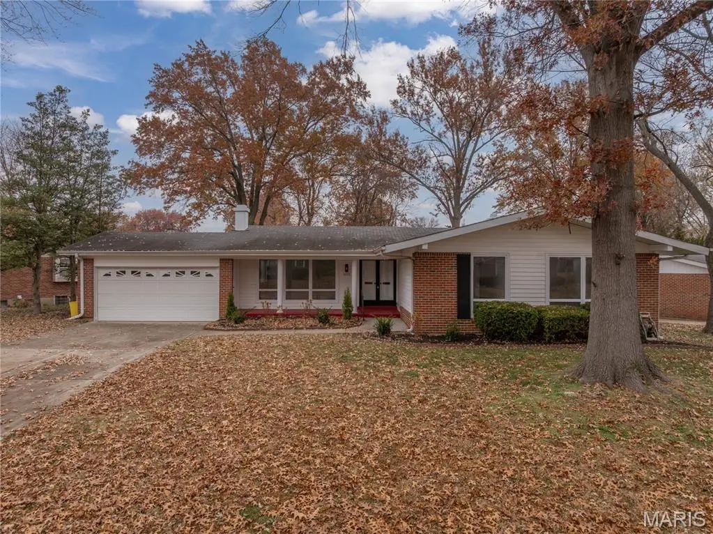 3095 Harness Drive, Florissant, MO 63033 - Image #1
