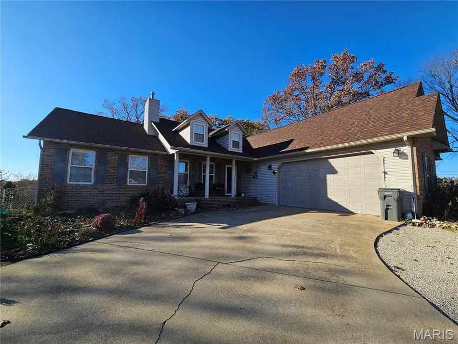 103 Ridgeview Drive, Saint Robert, MO 65584 - Image #2