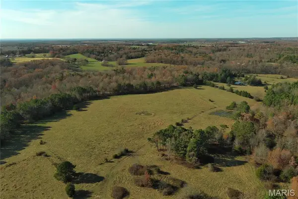 19723 Friendship Drive, Raymondville, MO 65555