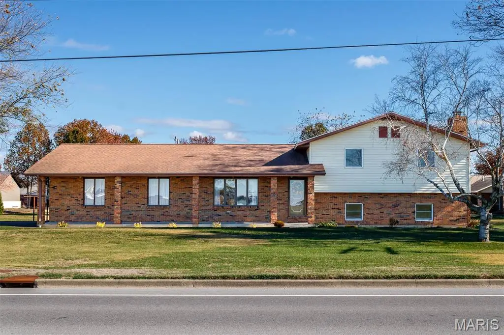 1220 Hanover Street, Germantown, IL 62245 - #1