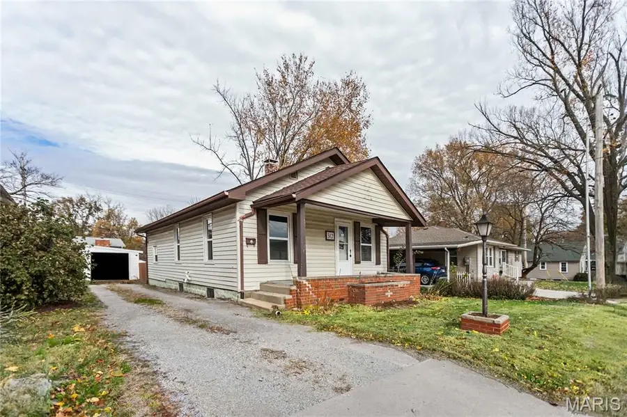 312 W Corbin Street, Bethalto, IL 62010 - Image #2